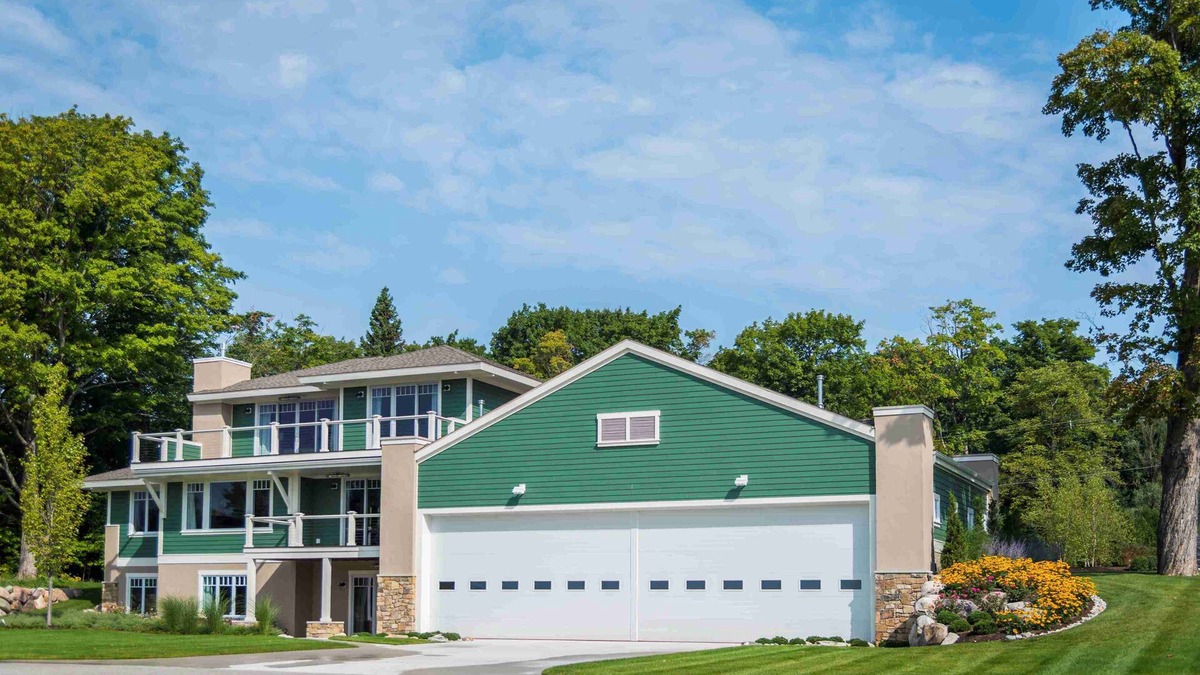 Harbor Springs House | Spacious Family Home Overlooking Little Traverse Bay