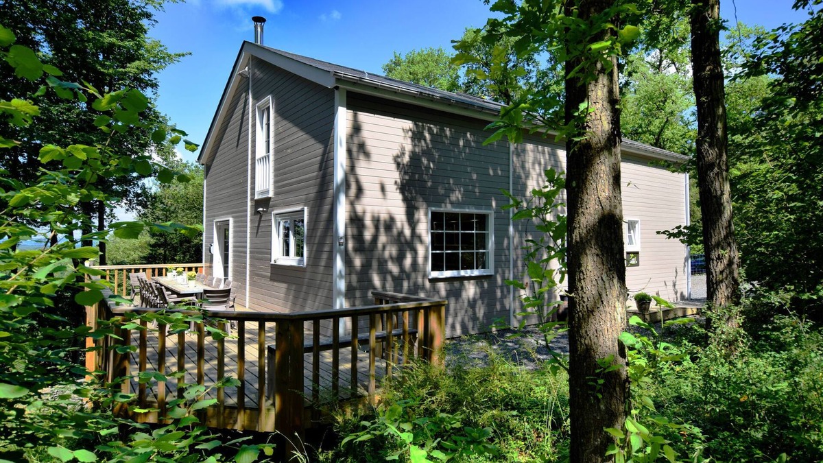 Biron Ski Chalet | Spacious Family Villa in Soy