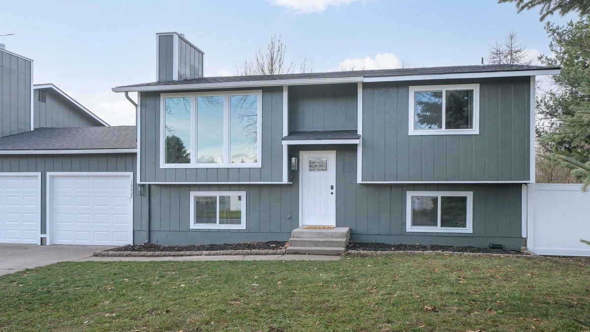 Hayden House | Spacious Family Villa only 13 mi from Silverwood!
