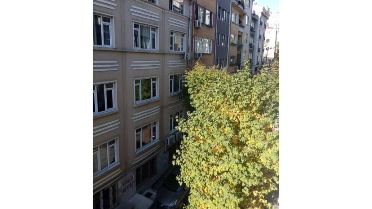 Kabatas House | Spacious Flat w/ 4 BR! 4 mins to Taksim Square