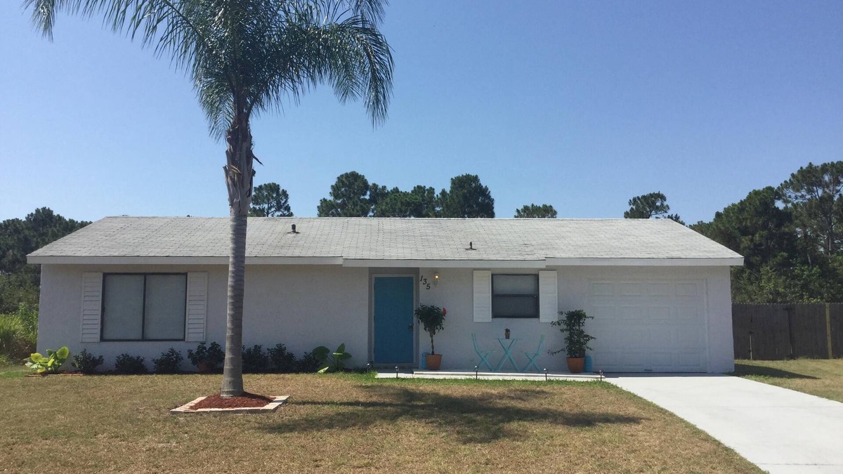 Sebastian Highlands House | Spacious Florida Home.3 Br/2 Ba.Minutes From Beaches