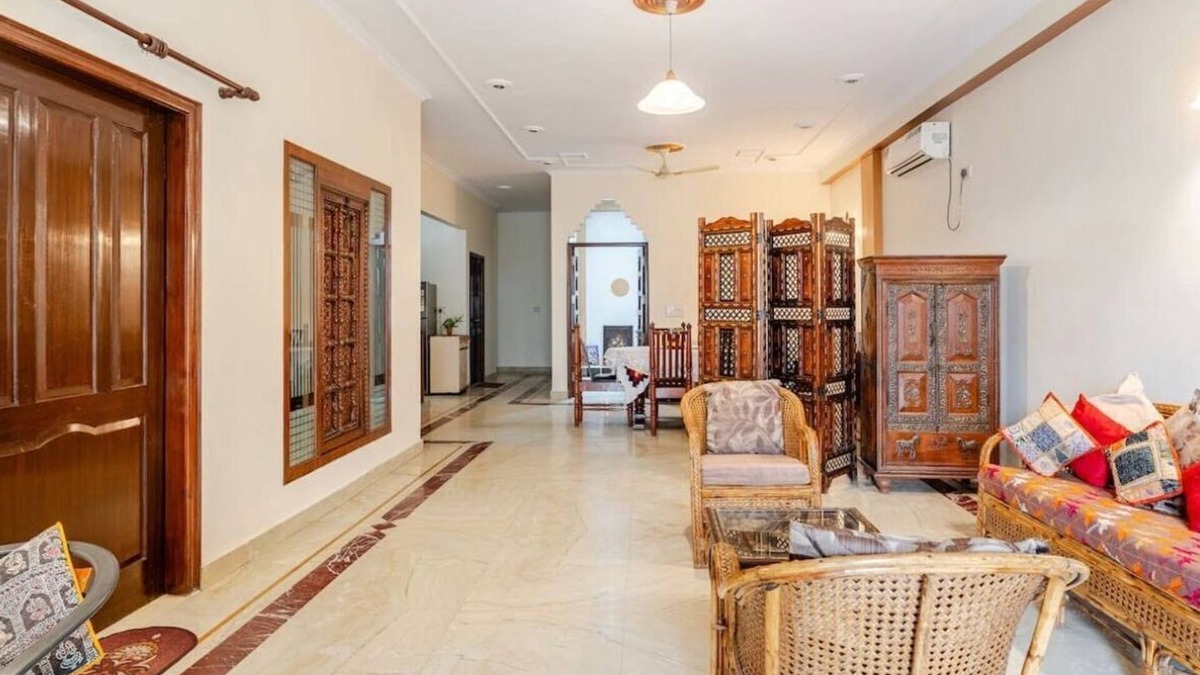 Sector 15 House | Spacious Fully Furnished Serviced Bungalow In Gurgaon With a Lawn