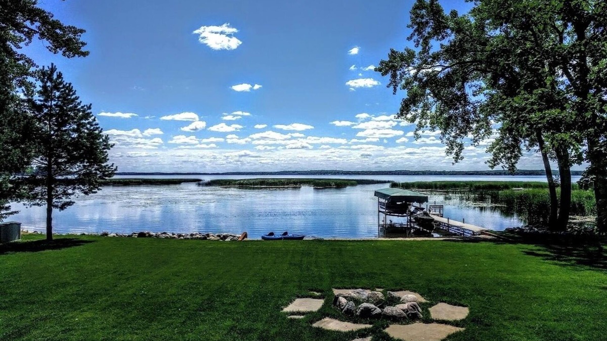 Miltona Cabin | Spacious & Fun Lakefront Gem: Games - Views - Deck