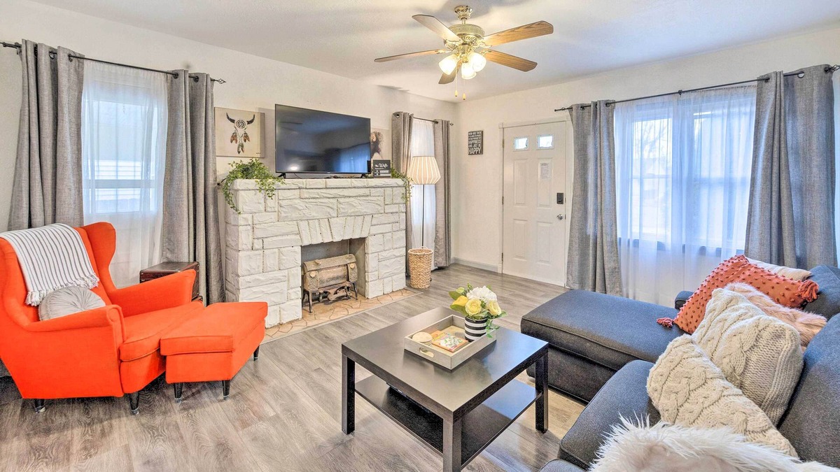 Garden City House | Spacious Garden City Home Near Main St w/ Fire Pit