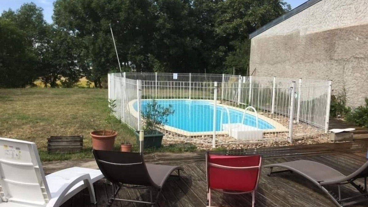 Athienville Cottage | Spacious Gîte with Private Pool, Near Nature Park & Attractions in Lorraine