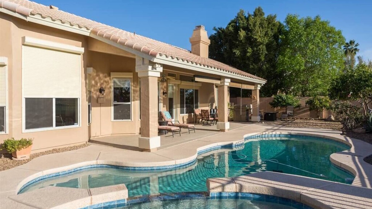 Palm Valley House | Spacious golf course house, pool heater, spa
