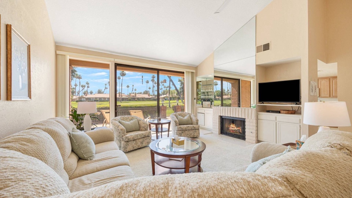 Palm Desert Condo | Spacious Golf View Condo with East-Facing Patio, Wet Bar, Smart TVs, Garage & Community Pool