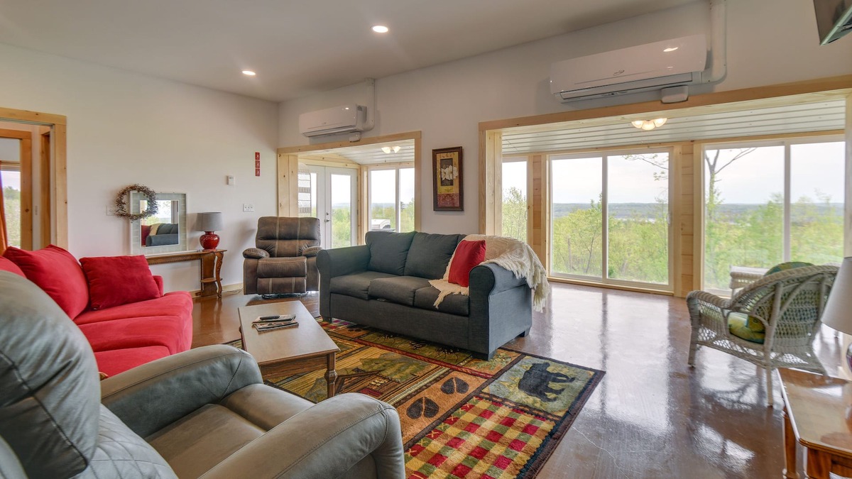 Greene Cabin | Spacious Greene Cabin Rental on 650-Acre Vineyard!