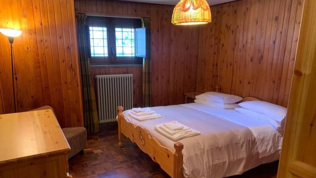 Pallusieux Apartment | Spacious ground floor apartment