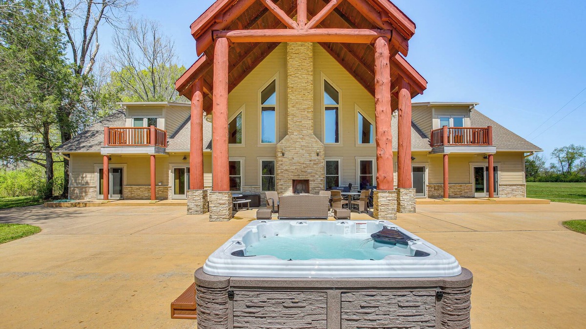 Celina House | Spacious Group Getaway Near Cumberland River!