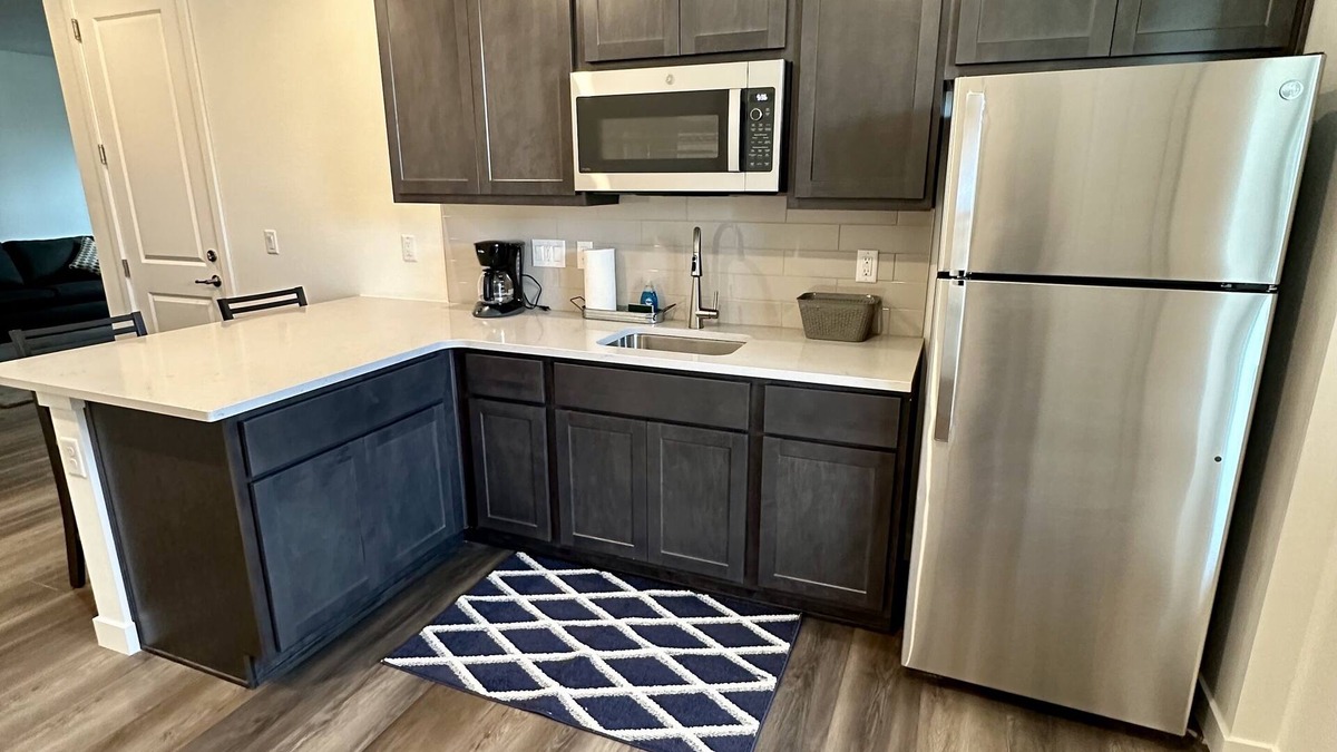 The Pinery House | Spacious Guest suite