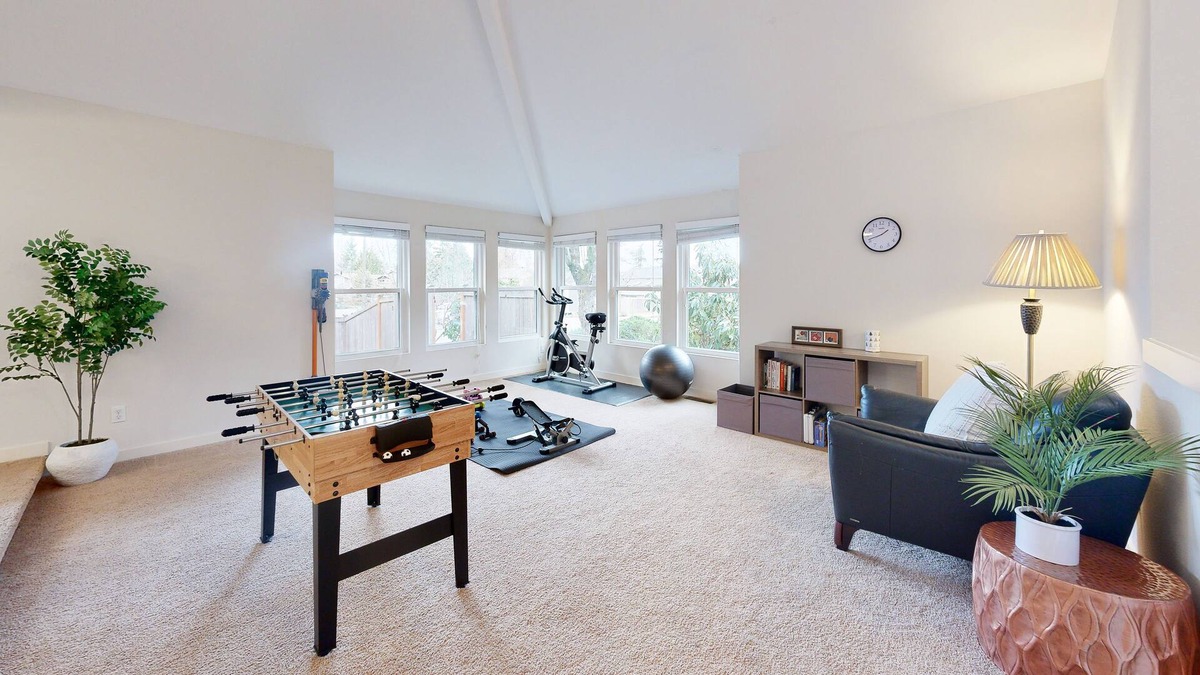 Education Hill House | Spacious Gym&Game house /Pet&Kid friendly