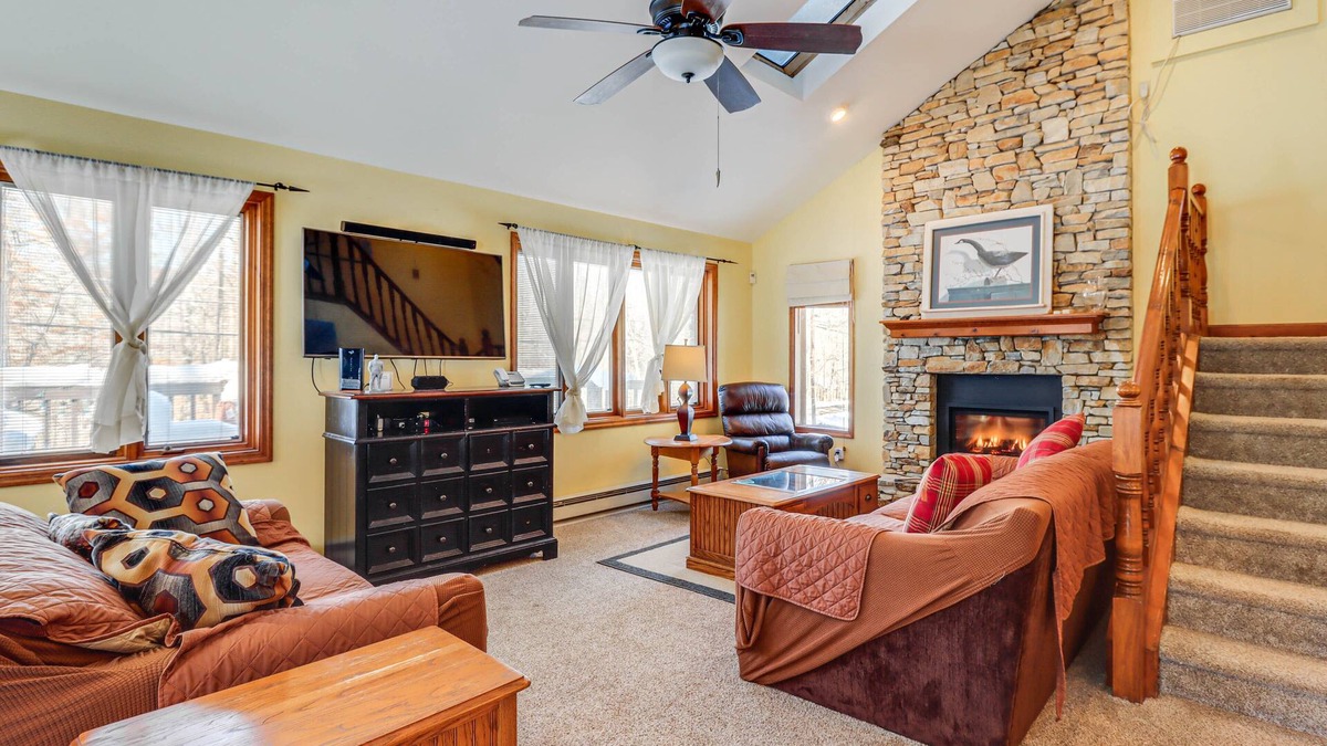 Sybertsville House | Spacious Hazleton Home - Walk to Lake Susquehanna!