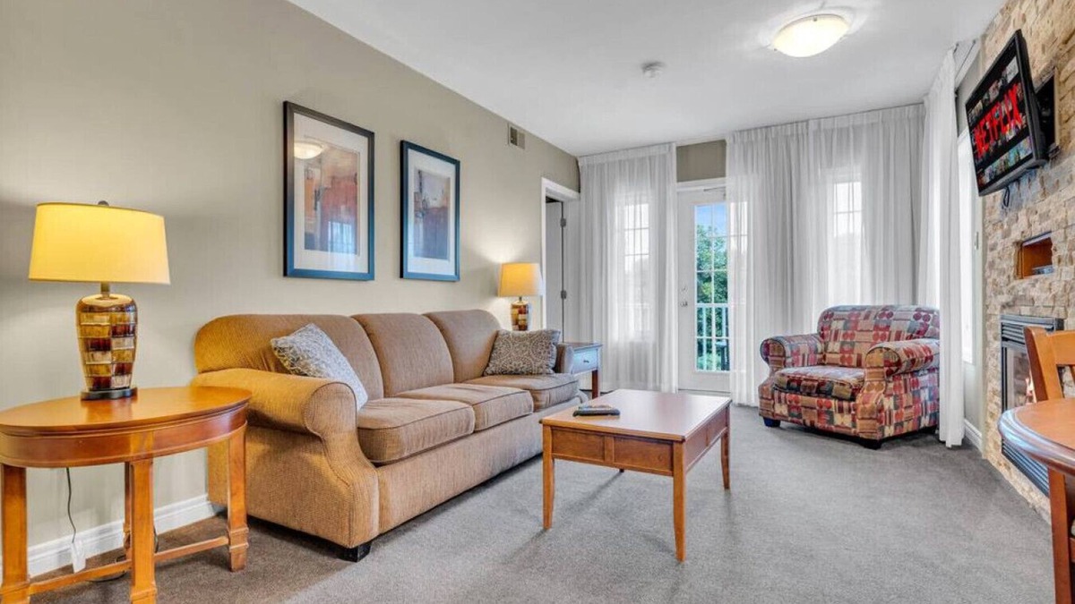 Oro-Medonte Apartment | Spacious Hideaway in Nature