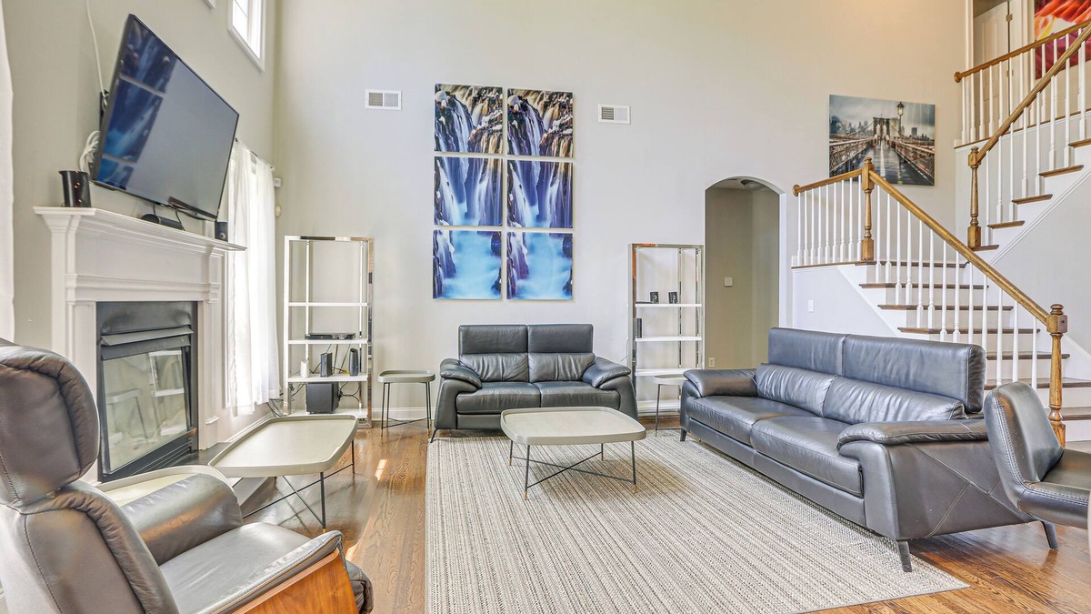 High Point House | Spacious High Point Family Home w/Yard & Grill