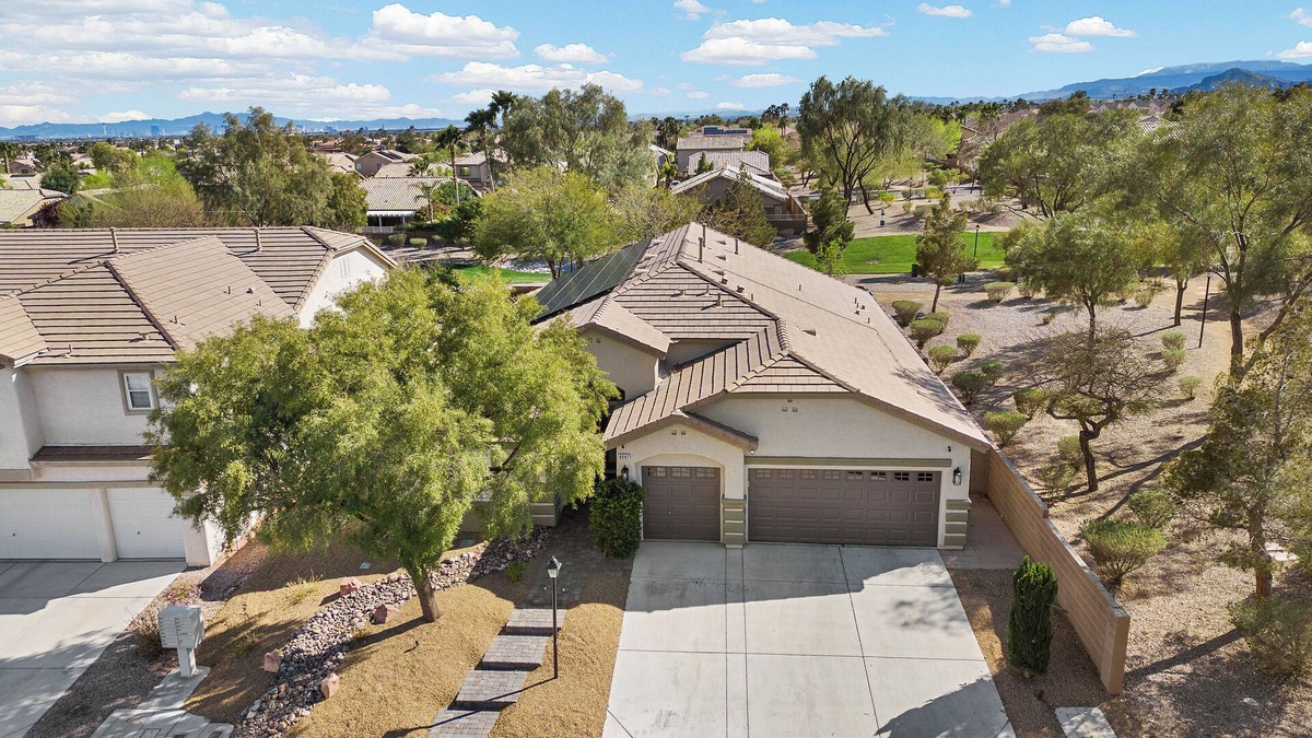 Centennial Hills House | Spacious highly upgraded 4-bedroom house in fabulous Las Vegas.