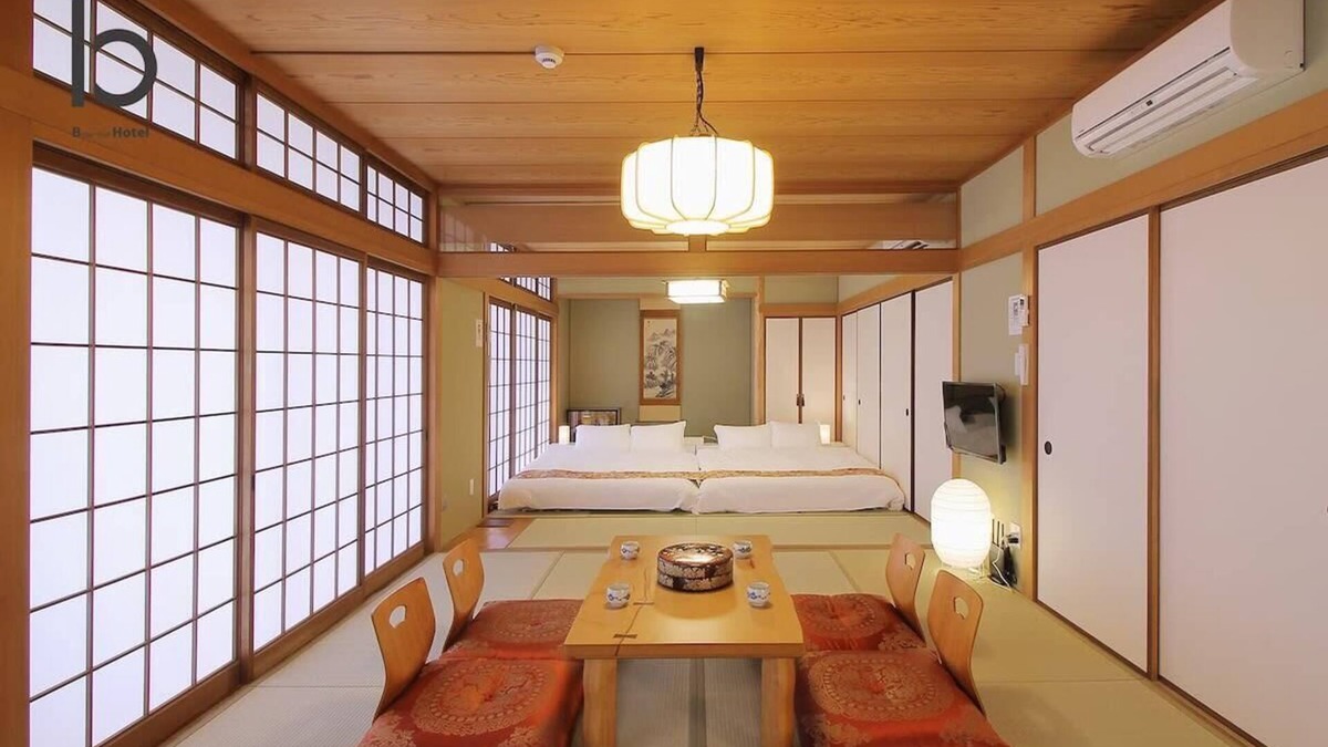 Hiroshima City Centre Apartment | Spacious Hiroshima Apartment - Sleeps 11