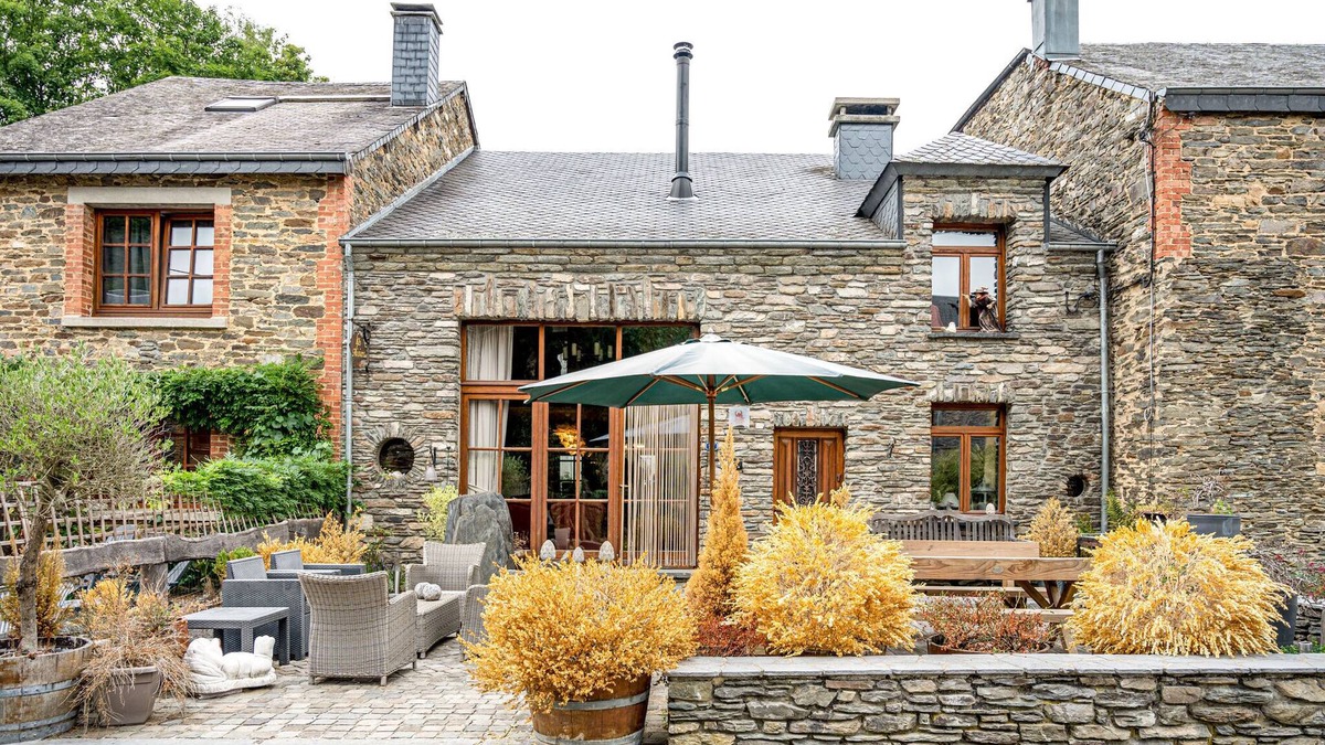 Membre House | Spacious holiday home in Vresse-sur-Semois with terrace