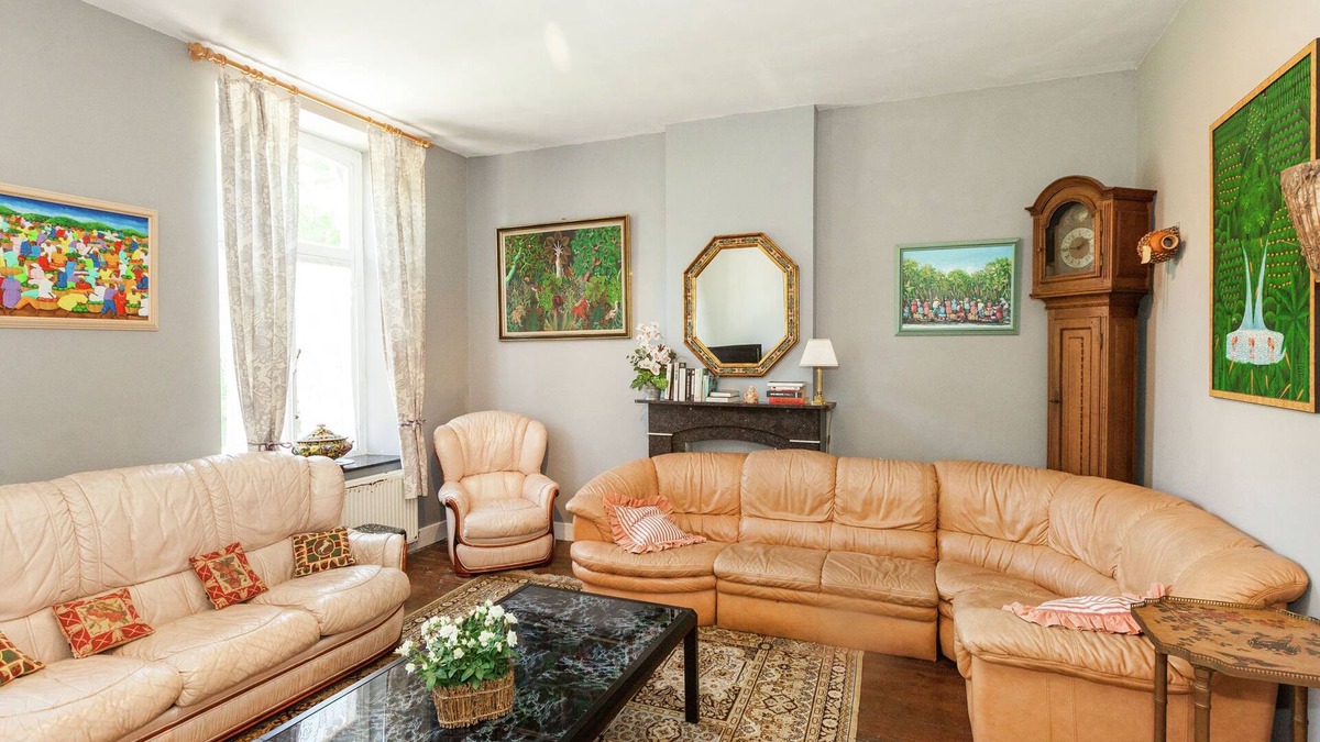 Comblain-la-tour House | Spacious Holiday Home with Garden