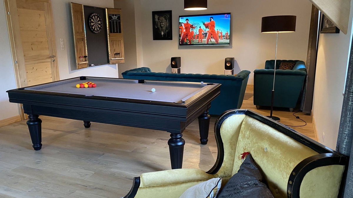 Bruebach House | Spacious holiday home Le Carré Haut spaciou