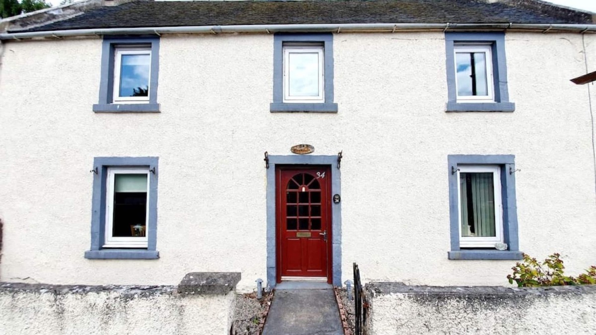 Cromarty Firth Apartment | Spacious Holiday Home Closeby River in Alness!
