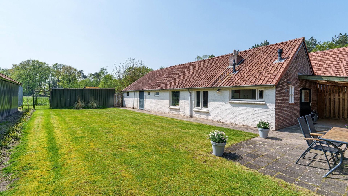 Knegsel House | Spacious holiday home in rural surroundings