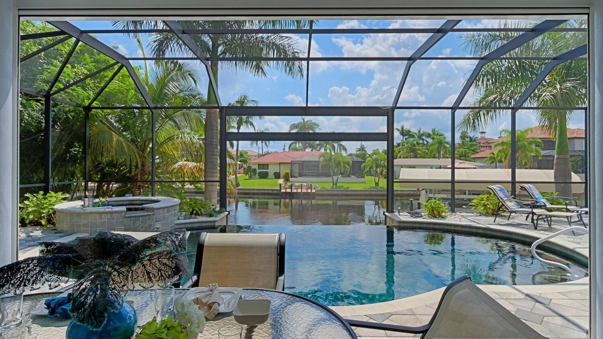 Yacht Club Villa | Spacious holiday villa in Yachtclub Area,