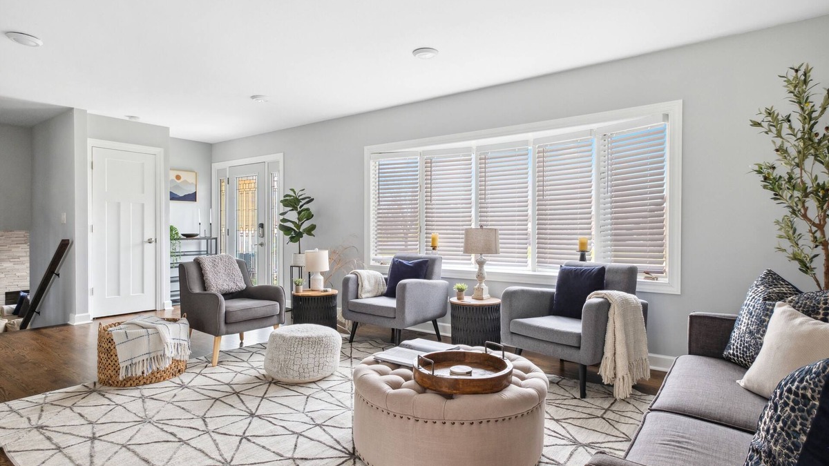 Oakbrook Terrace House | Spacious Home Chicago Suburbs