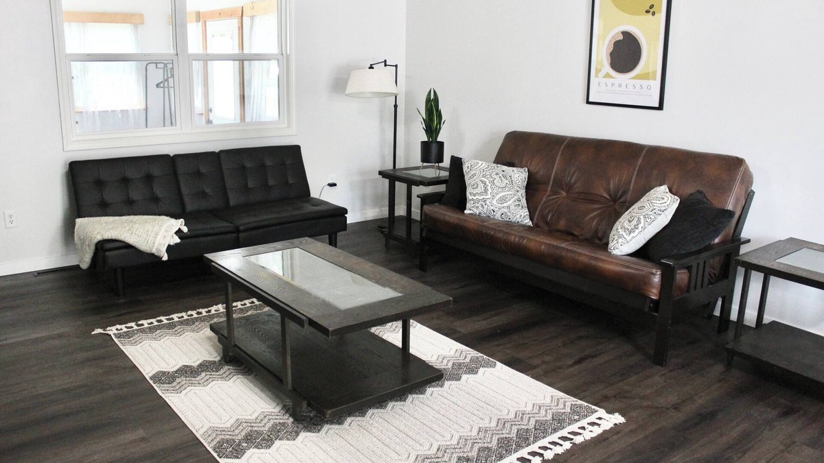 St. Robert House | Spacious Home Close to FLW