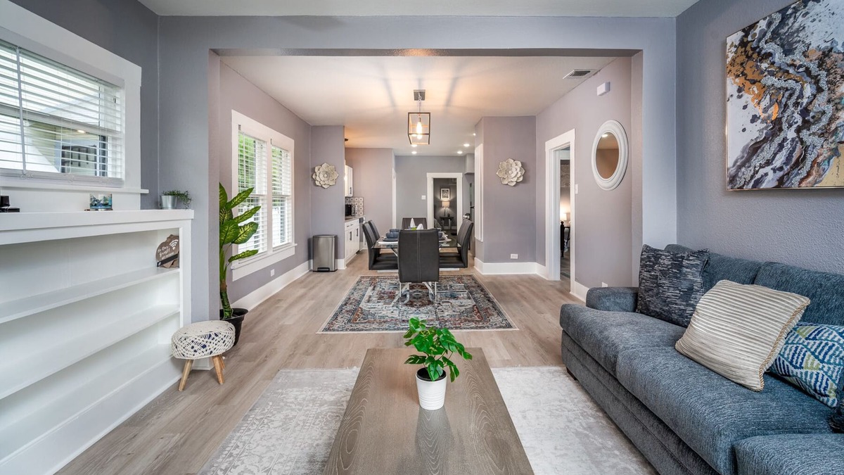 Midtown House | Spacious Home Close to downtown SA