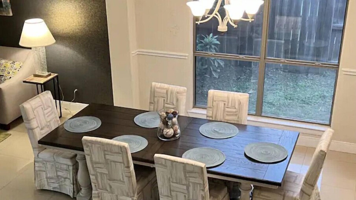 Mission House | Spacious Home for Large Family Gatherings