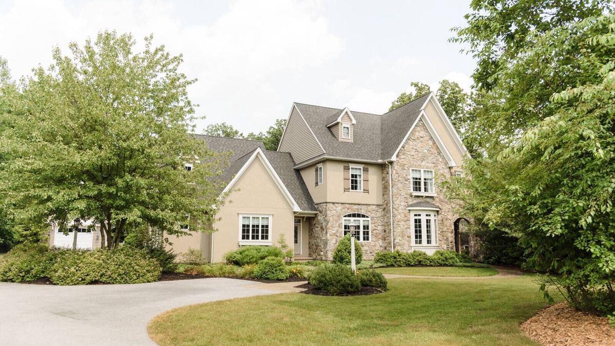 Gap House | Spacious home in Lancaster County PA with awesome backyard