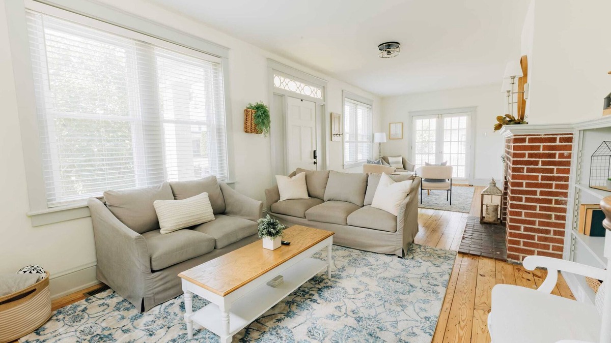 Paradise House | Spacious Home in ♥ of Lancaster Amish Country