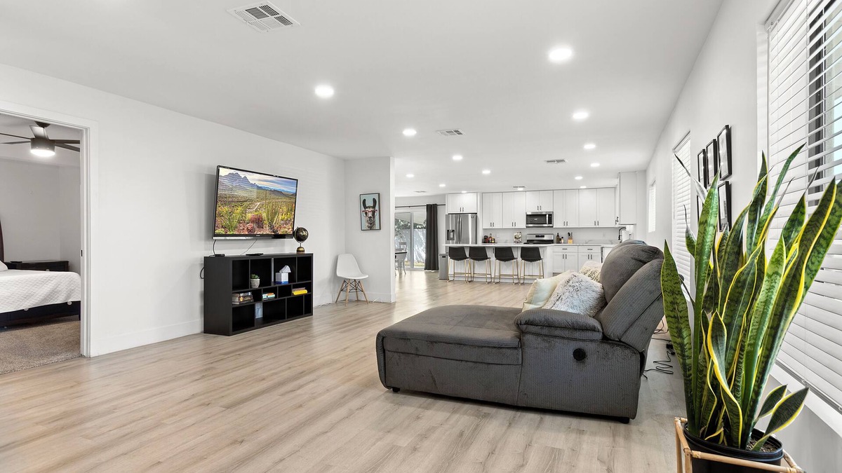 Alhambra House | Spacious Home in the Heart of Central Phoenix