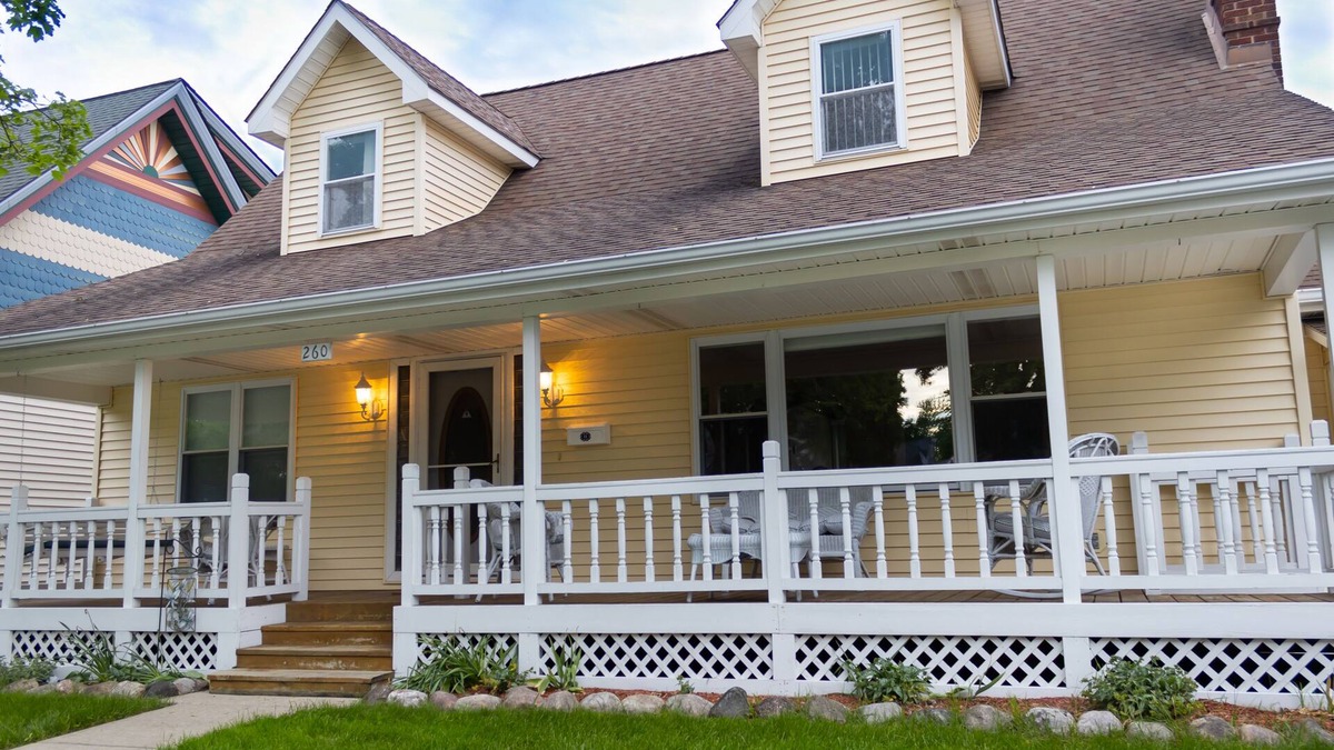 Marine City House | Spacious home in town One block from beach