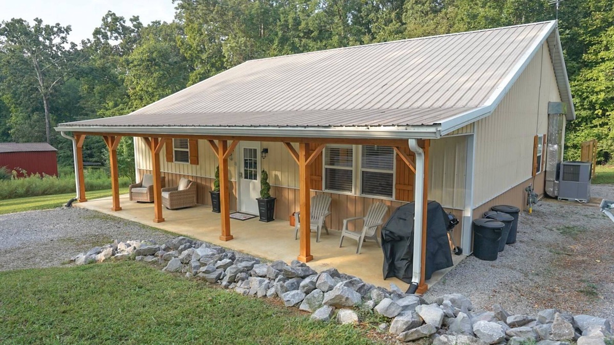 Gilbertsville House | Spacious Home in Moors Community on KY Lake with Outdoor Hot Tub and Fire Pit