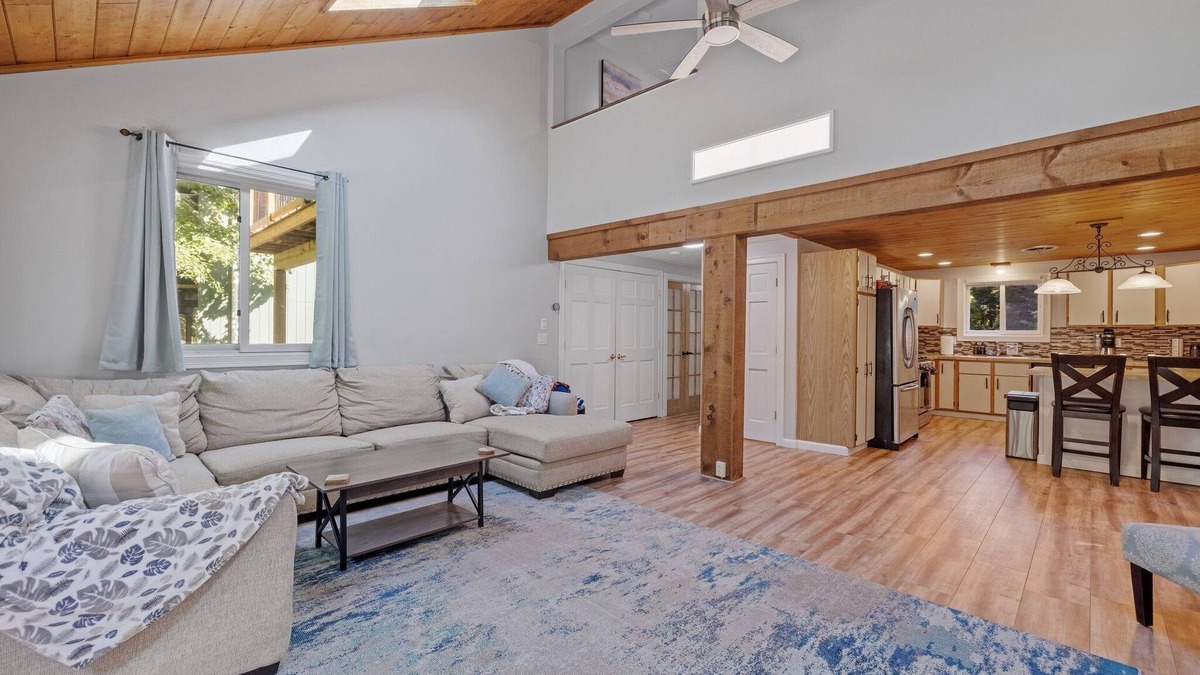 Gilford House | Spacious home minutes from Gunstock and Lake Winnipesaukee