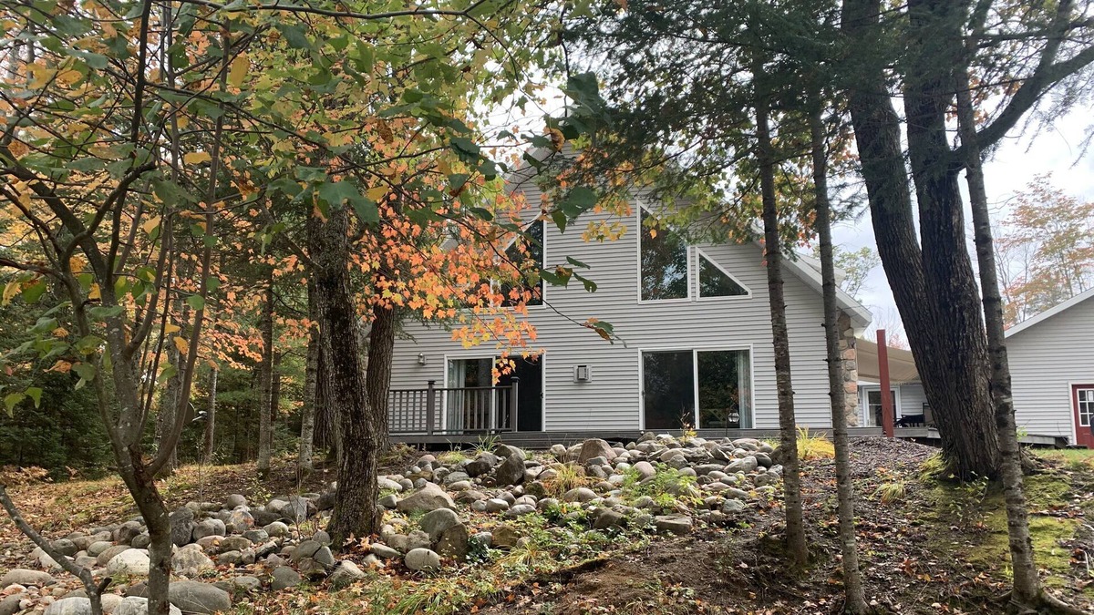 Grayling House | Spacious home on 5 acres with wonderful view of the river.