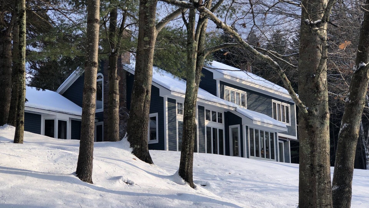 Quechee House | Spacious home on picturesque grounds with stunning views. Quechee - Woodstock