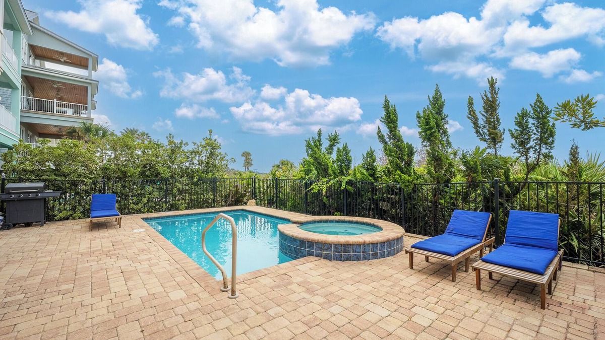 Palm Coast House | Spacious Home w Private Pool, Hot Tub, Elevator + Beach Access!