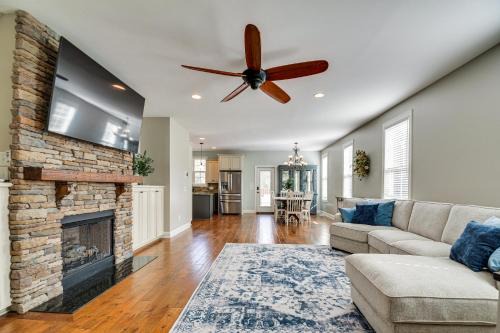 Pinehurst House | Spacious Home with Fireplace - Near Pinehurst Golf!