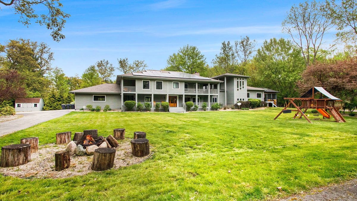 Saint Joseph House | Spacious home with game room, hot tub, fireplace, fast WiFi & home theater