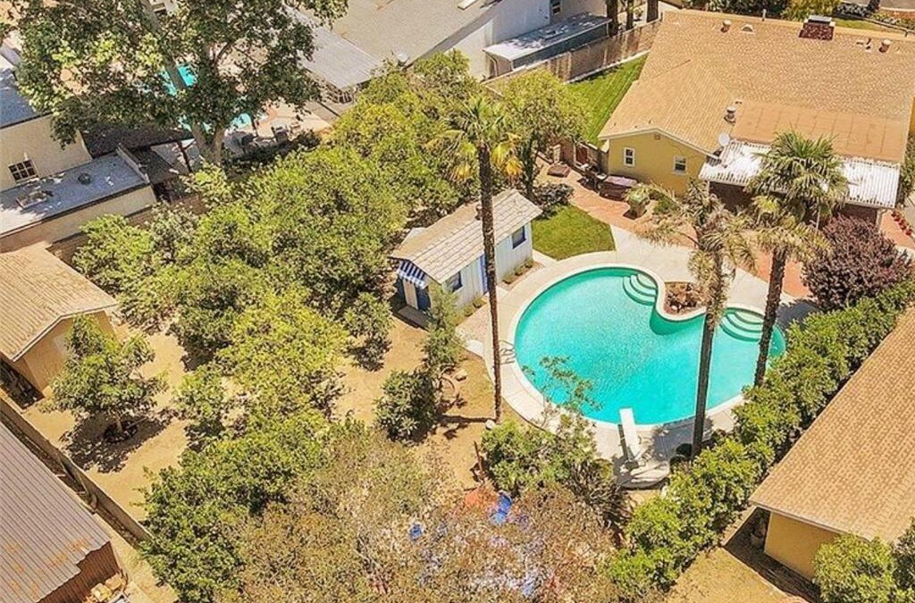 Northridge House | Spacious Home with Garden & Pool