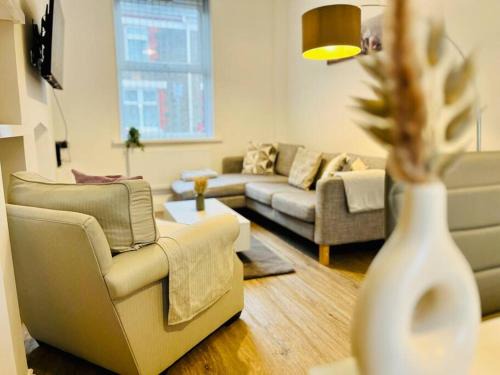Gabalfa House | Spacious Home with On-Street Parking