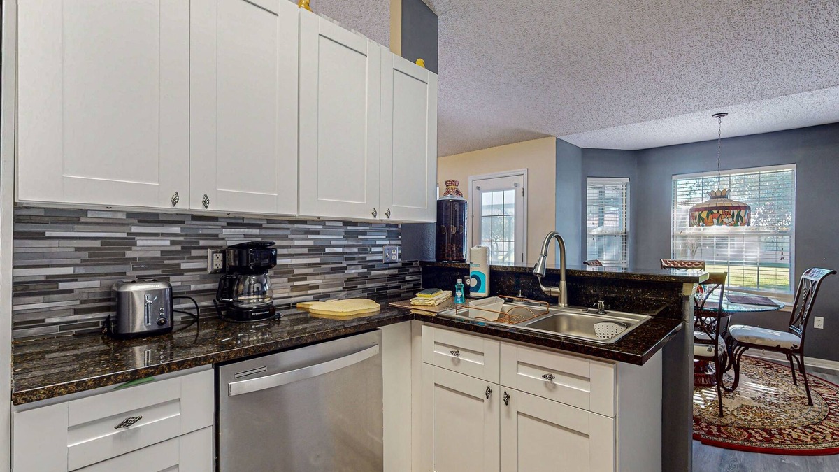 Indian Trails House | Spacious home with saltwater pool, gas grill, patio, & washer/dryer