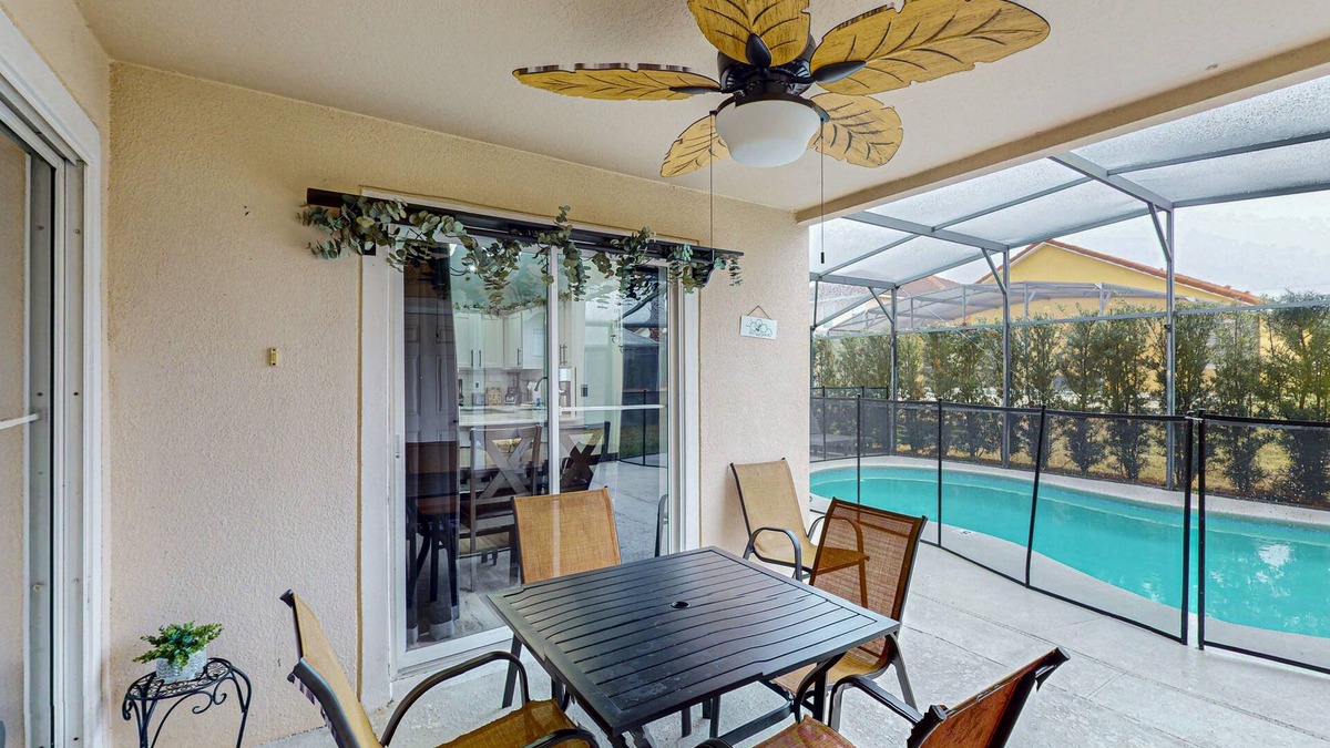 Lake Wilson Preserve House | Spacious home with themed bedrooms, private pool, spa and enclosed patio