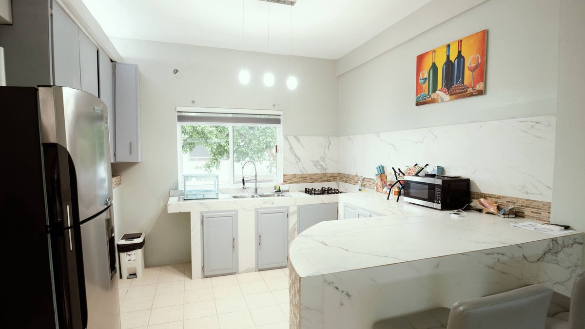 Corozal Apartment | Spacious hotel suites with 8 bedrooms and WiFi, AC in charming Corozal