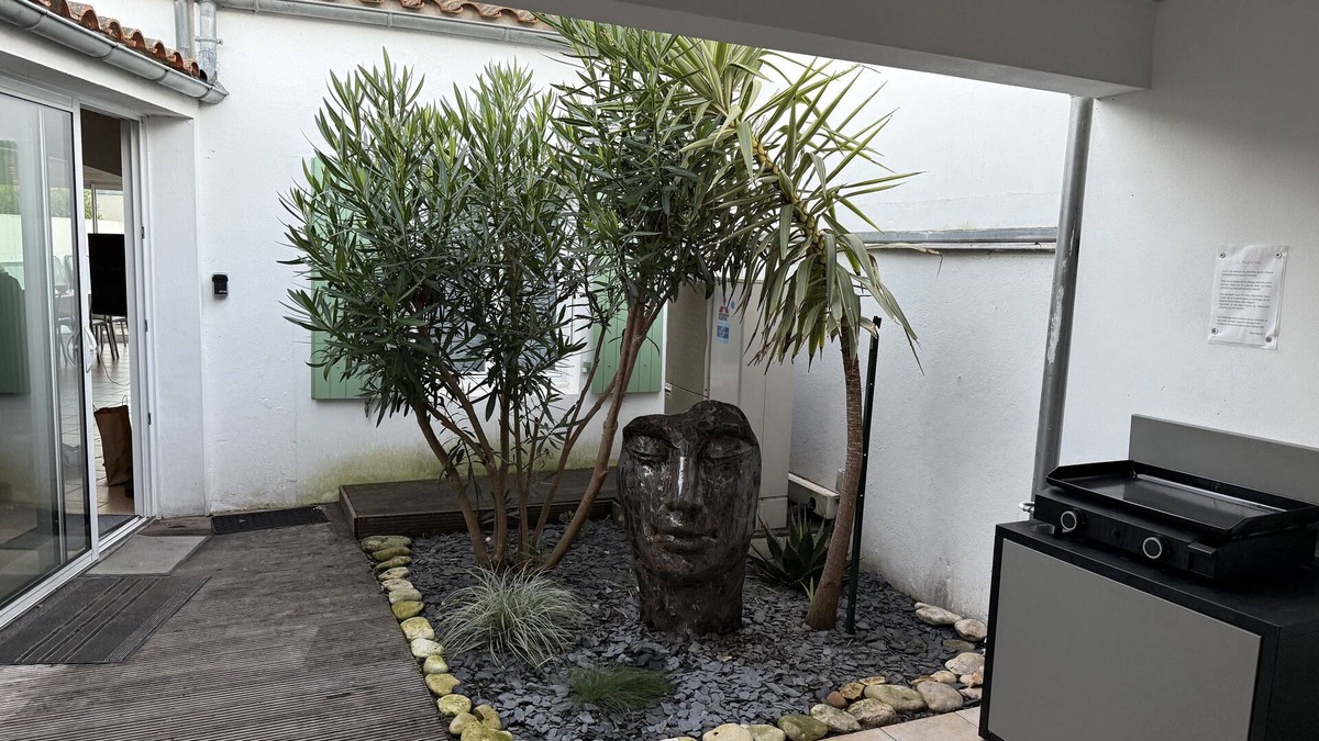 Rivedoux-Plage House | Spacious house 200m from the beach with air conditioning and balneotherapy