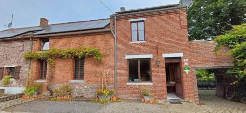 Montignies-sur-Roc House | Spacious house in Montignies-sur-Roc with garden