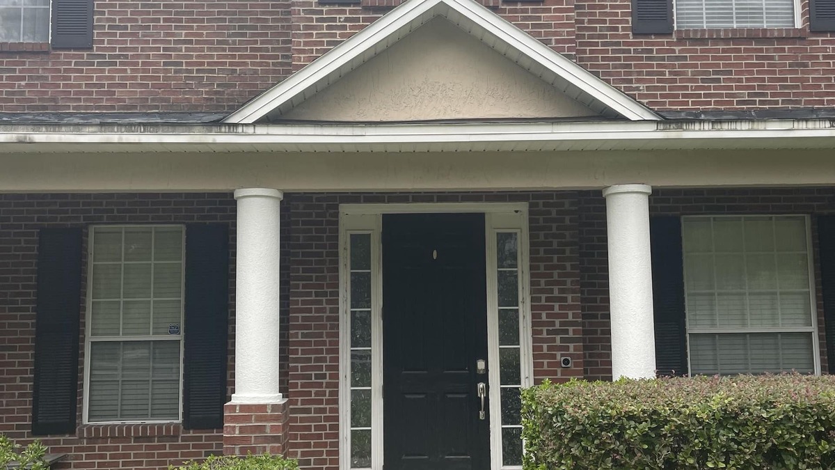 OakLeaf Plantation House | Spacious house in quiet neighborhood near shopping center, Max 6 guests